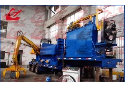 Mobile Scrap Metal Baler Logger Hydraulic Metal Baling Press Diesel Engine Power Feeding Grab Equipp